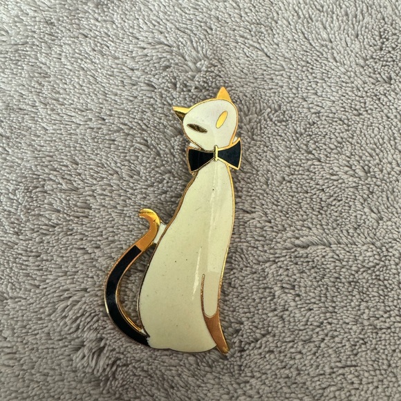 Jewelry - Vintage Cat Brooch
